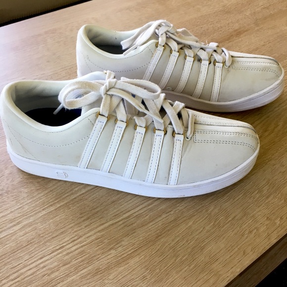 Women's K-Swiss Classic Casual Court Sneakers. - Picture 3 of 9
